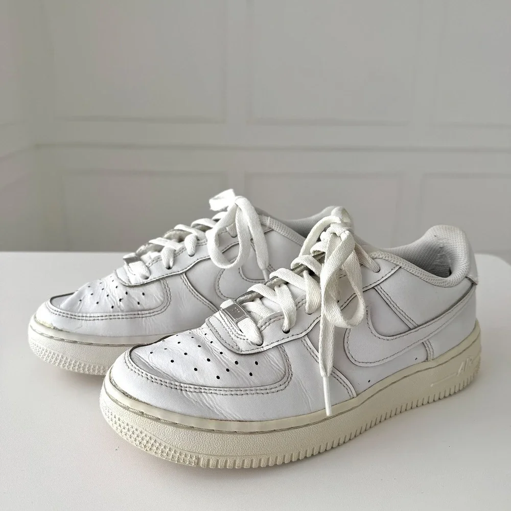 Nike Air Force 1 Low Kids White Leather Sneakers Shoes Size 5.5‎ Youth